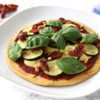 Pizza vegan glutenfrei Pizzaboden Cashewkäse