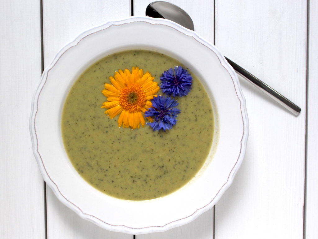 zucchini soup vegan